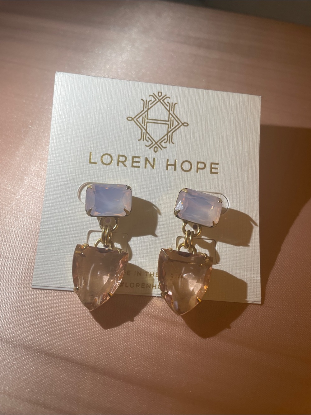 NWT Loren Hope Savannah Blush and Pale Pink Crystal Drop Earrings